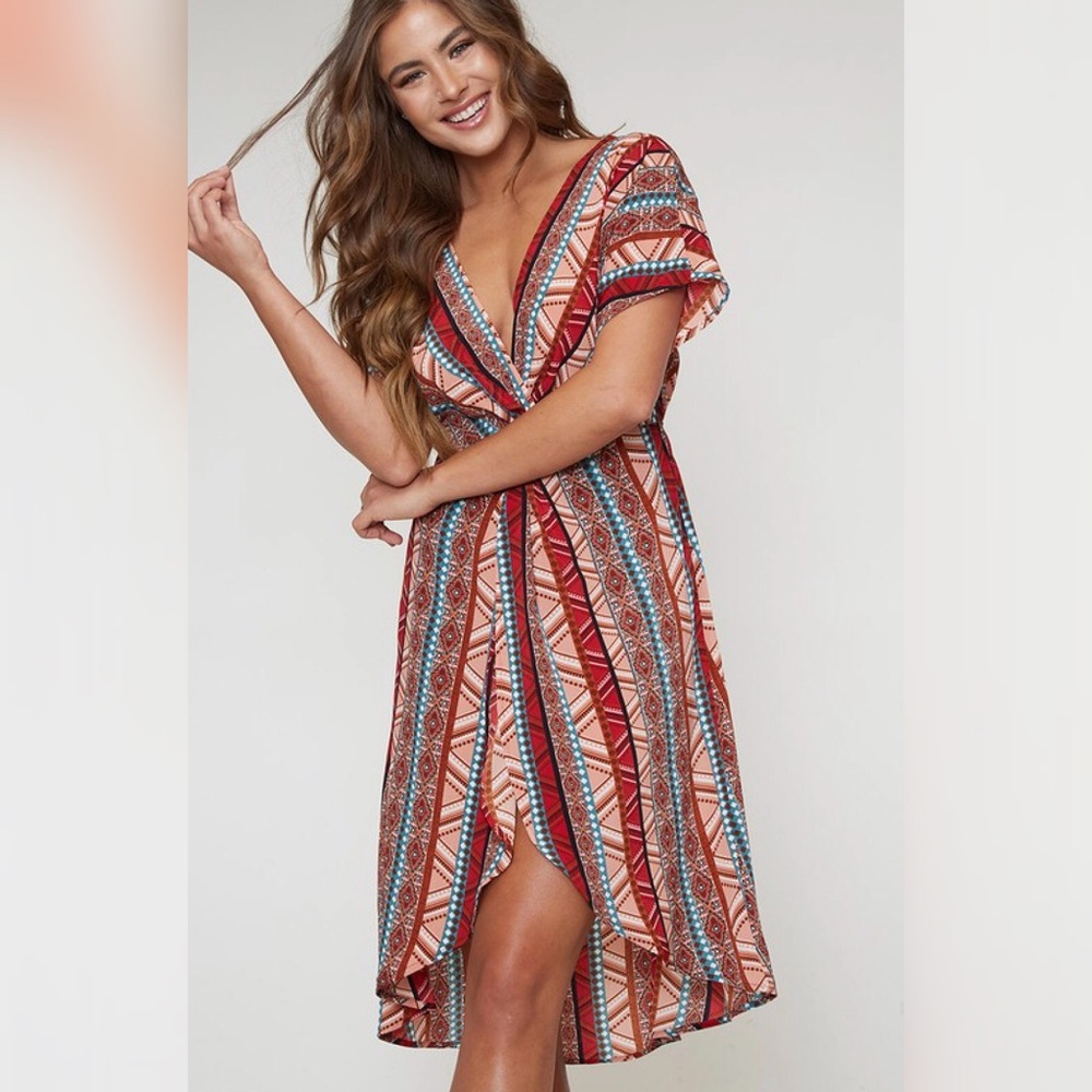 Aztec Red Teal Short Sleeve Tulip Hem Dress - Picture 6 of 11